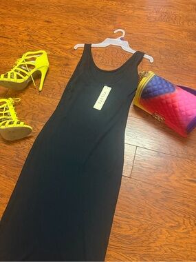 Sleeveless Black Bodycon Dress -